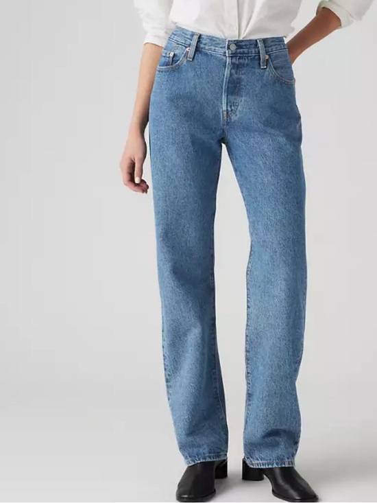 Vintage Denim - The Most Perfect Classic High-Rise Straight Leg 90’s Mom Jeans - size US 31